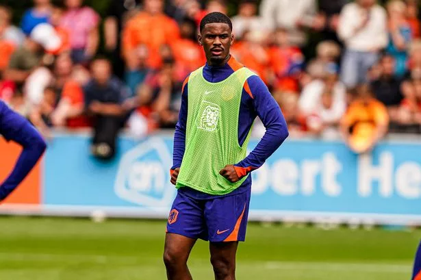 Jorell Hato decision confirmed after Chelsea transfer talks