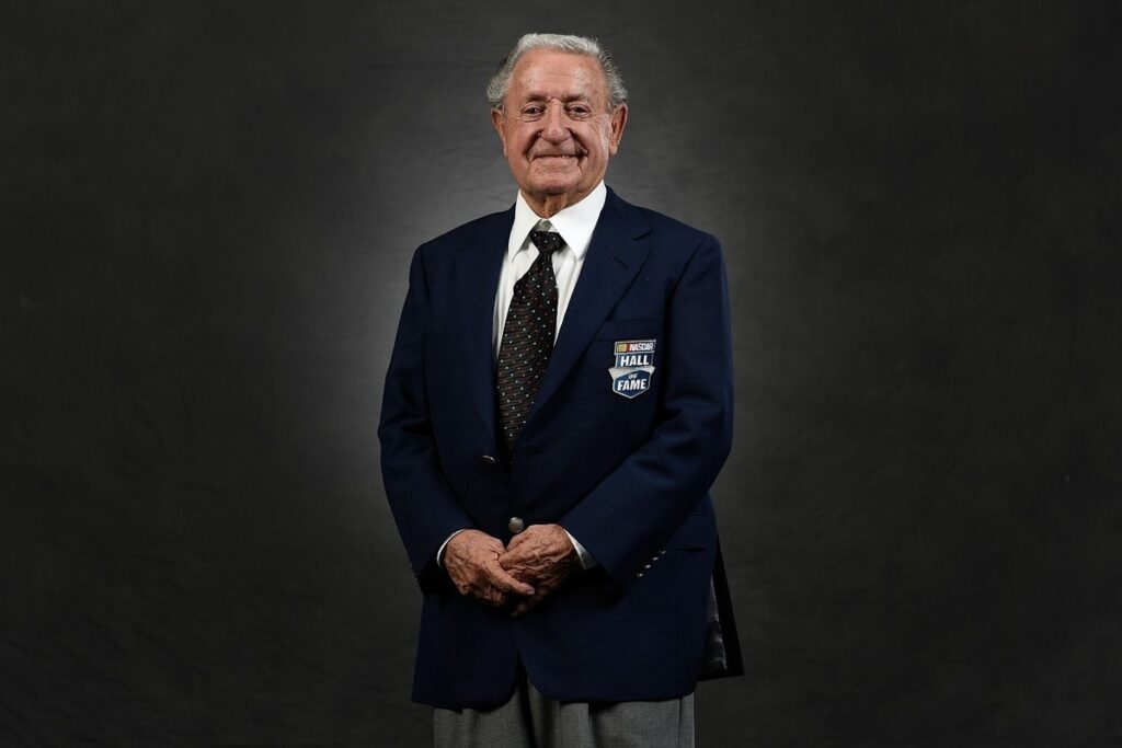 NASCAR Cup champion and Hall of Famer Rex White passes away