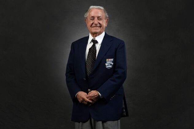 NASCAR Cup champion and Hall of Famer Rex White passes away