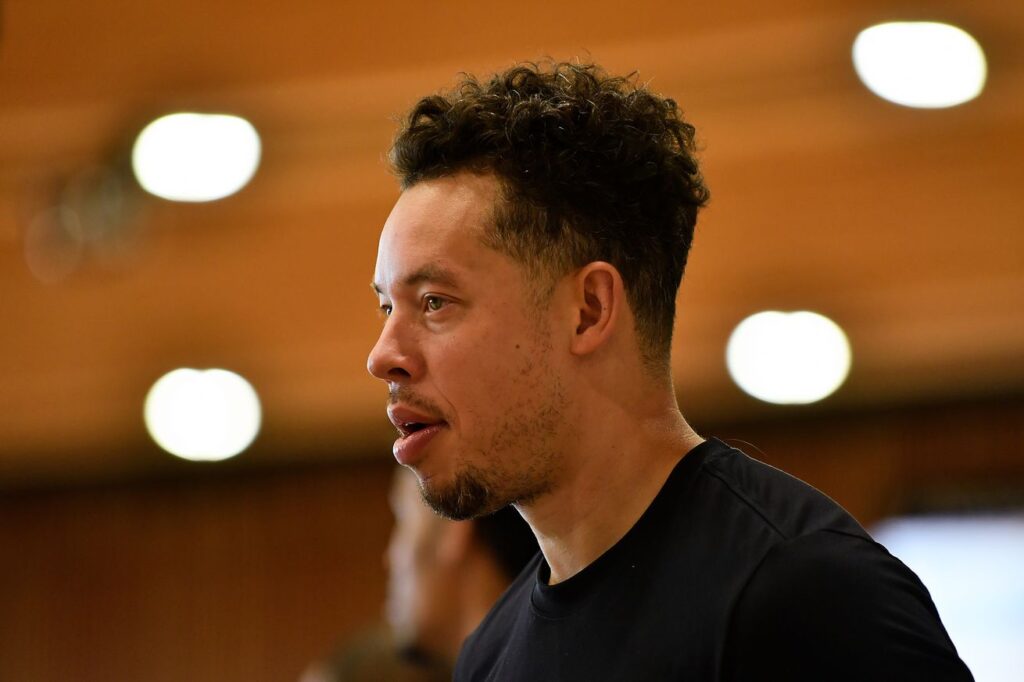 Open Thread: Mitch Johnson made a visit to Methodist Children’s Hospital