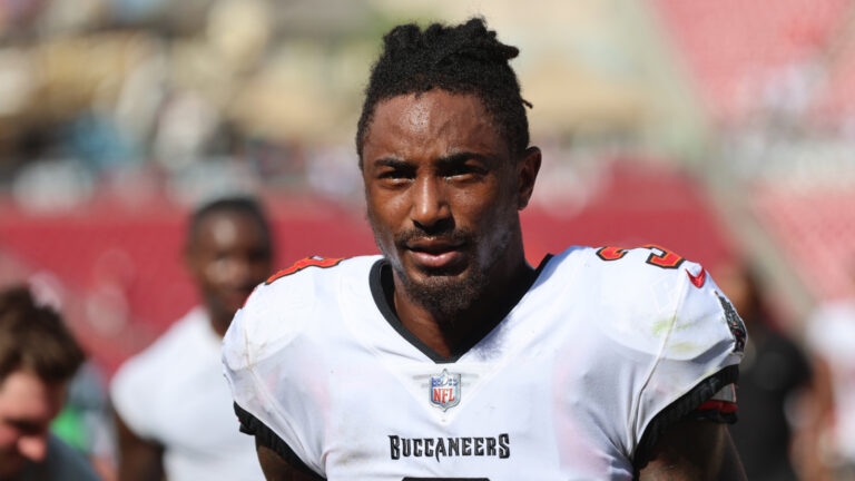 S Jordan Whitehead receives full clearance, to meet with Falcons