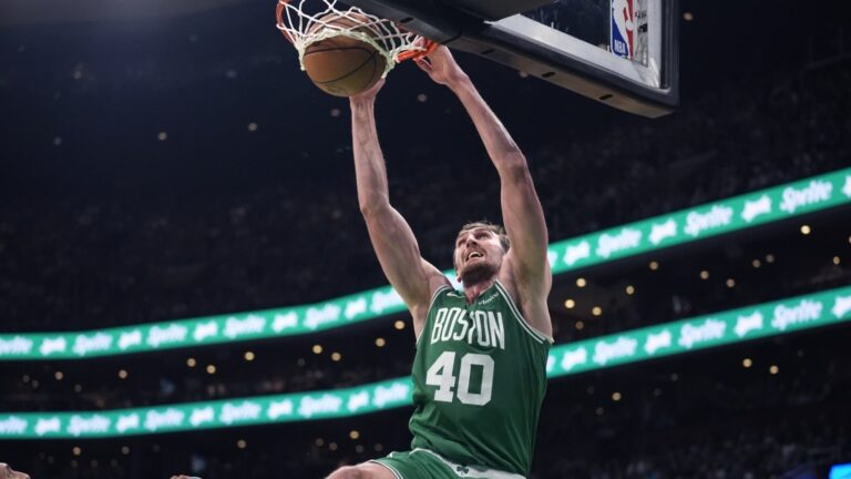 Spurs add frontcourt help in reported signing of ex-Boston Celtic Luke Kornet
