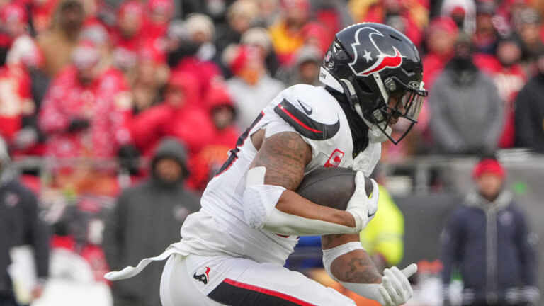 Texans star expected to miss 'extended period of time'