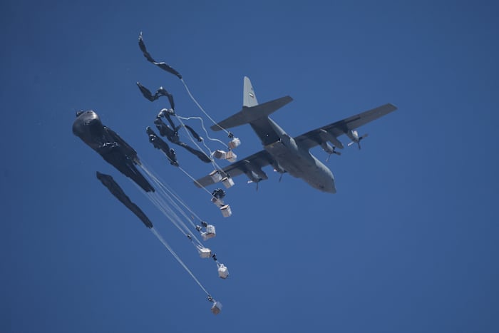 The Latest: Trump meets Starmer and disagrees with Netanyahu's claim of no starvation in Gaza