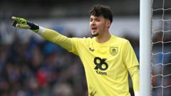 Trafford rejoins Man City for 'British record fee'