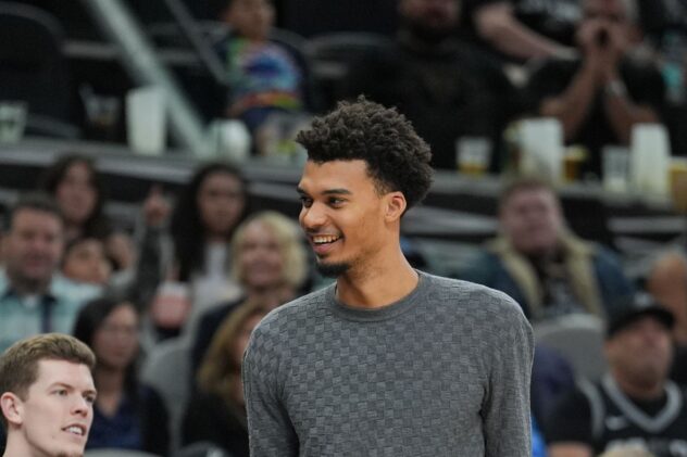 Where the Spurs’ frontcourt ranks in the Western Comference