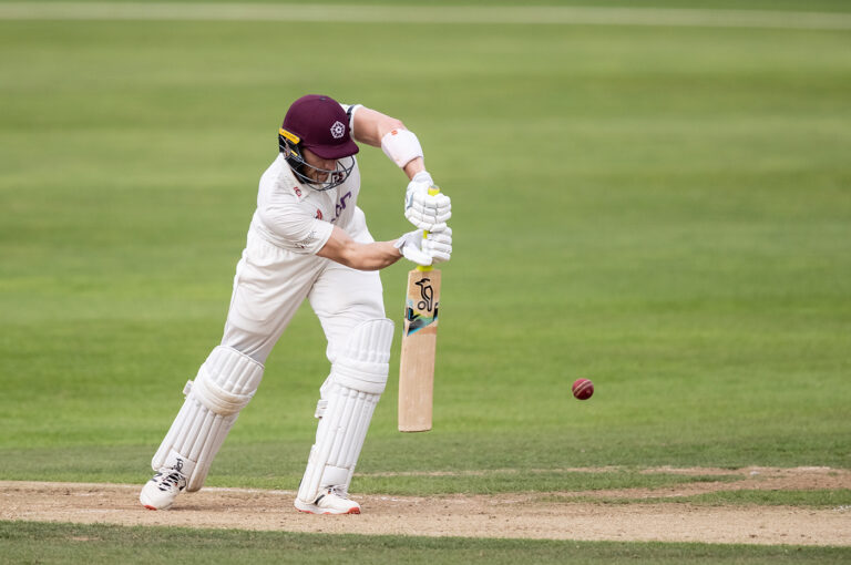 Zaib, Keogh battle in vain as Middlesex close out innings win