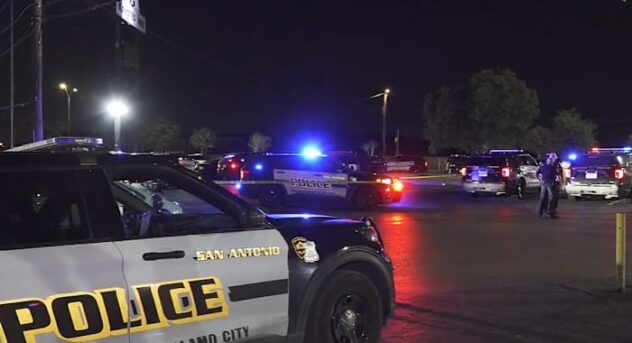 3 SAPD officers shoot, kill man after threatening them during East Side stabbing call, police say