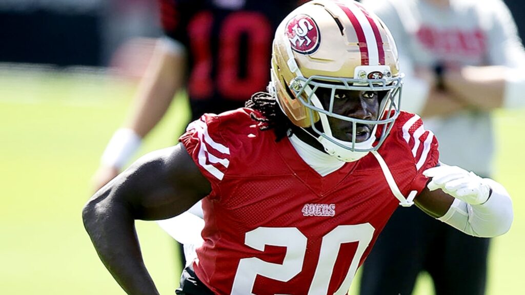 49ers coach issues strong warning on rookie CB: 'Don't fall asleep on his size'