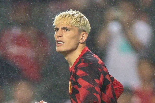 Alejandro Garnacho drops hint over Manchester United future amid Chelsea interest