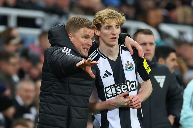 Alexander Isak 'on strike' as Newcastle has new scenario for Liverpool sale