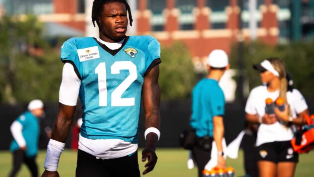 All-Pro WR shares pessimistic prediction about Travis Hunter