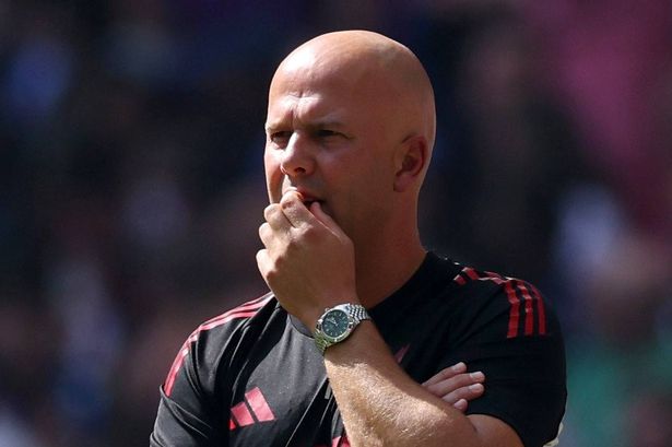 Arne Slot hints at Liverpool transfer plan if Reds miss out on Alexander Isak