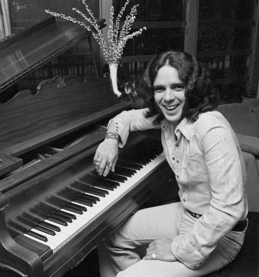 Bobby Whitlock, Derek & the Dominos Co-Founder and Storied Session Musician, Dies at 77