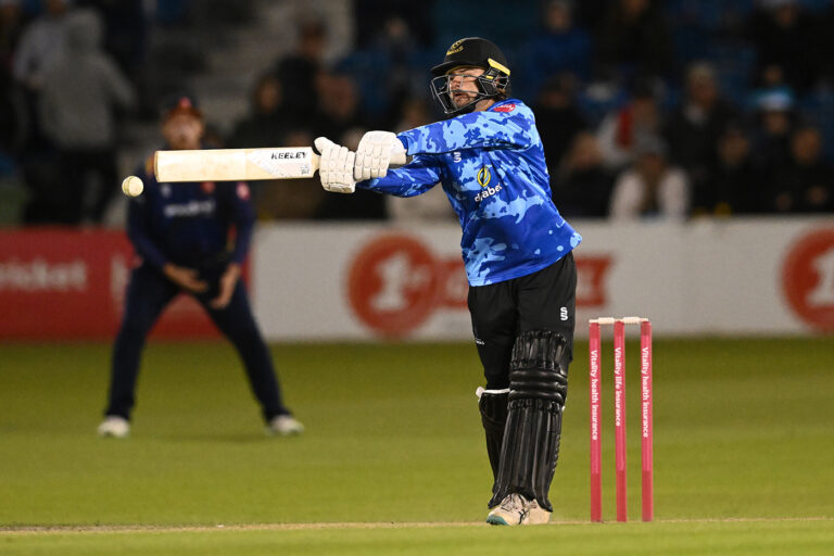 Carter, Carson, Lenham sees Sussex lower order sting Kent