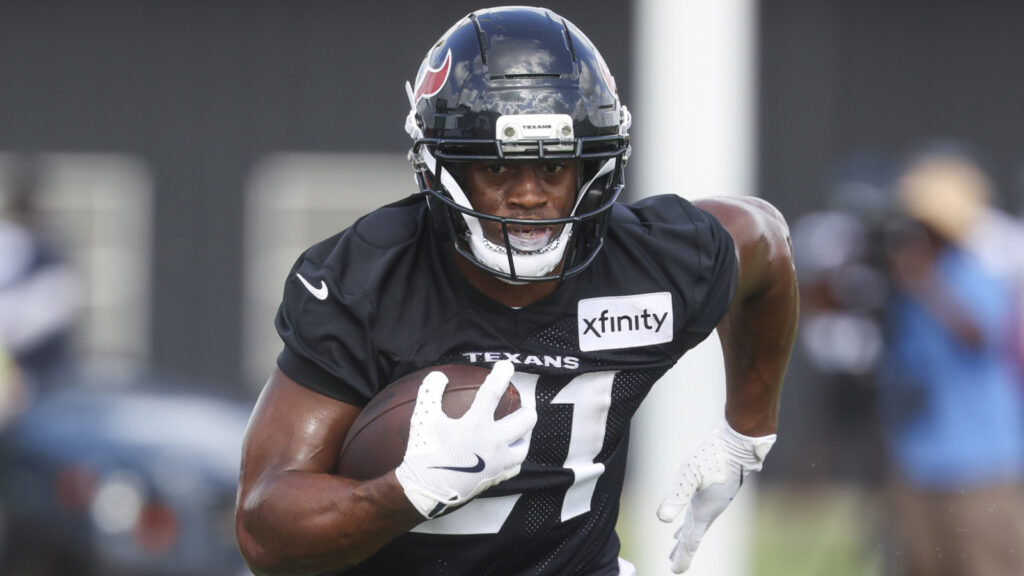 Derrick Henry has Texans RB Nick Chubb ready to show age is just a number