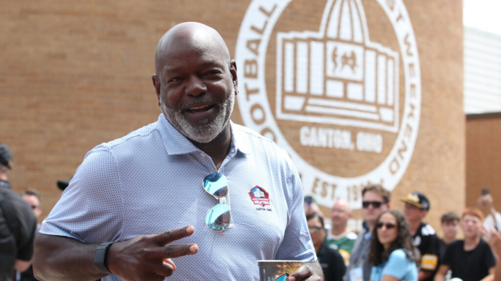 Emmitt Smith completely misses the mark with latest comments about Jerry Jones and the Dallas Cowboys