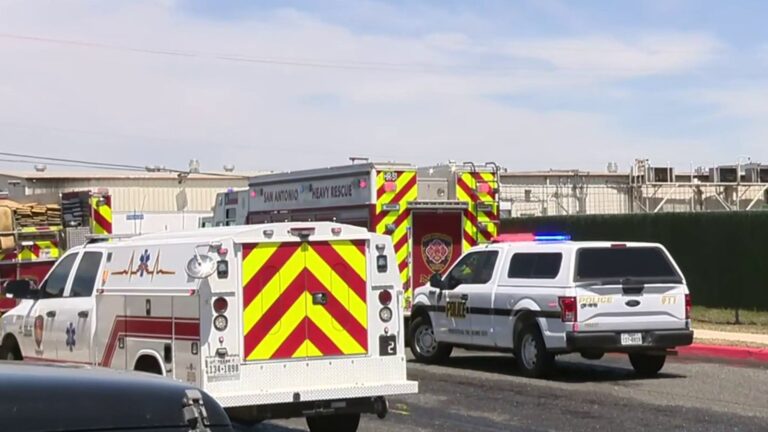 Firefighters contain factory fire with 1,000 gallons of spilled chemicals; No injuries reported, SAFD says