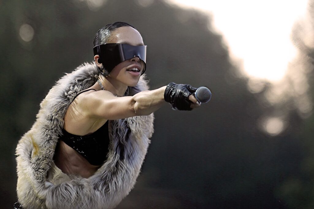 FKA twigs Teases New Album Eusexua Afterglow