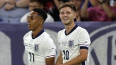 Forest agree double deal for Hutchinson & McAtee