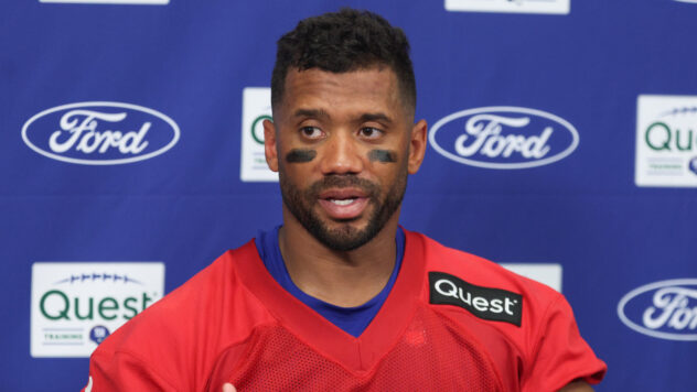 How Buccaneers' Baker Mayfield, Giants' Russell Wilson feel about playing in preseason games