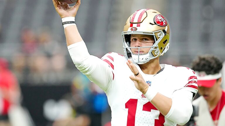 How did 49ers QB Brock Purdy perform against the Raiders?