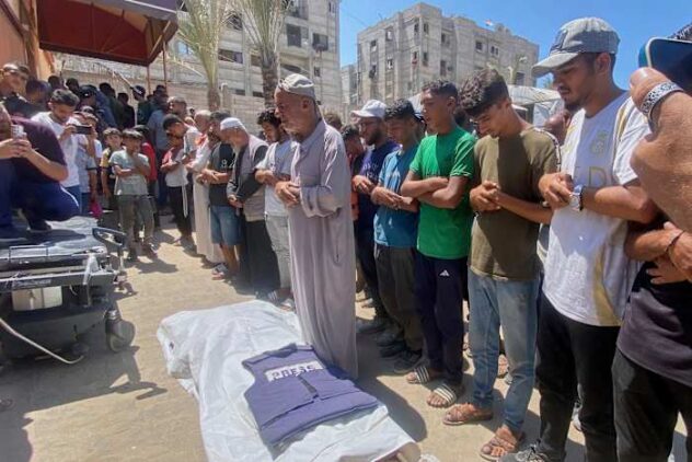 Israel strikes a Gaza hospital twice, killing at least 20, including journalists and rescuers