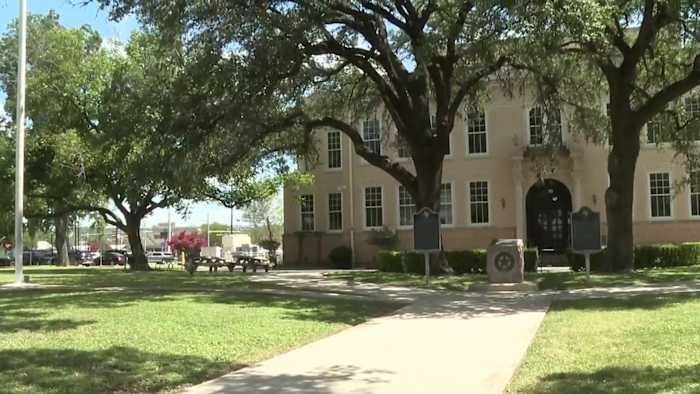 ‘It’s an increase’: Property tax rate calculation tops Kerr County Commissioners Court meeting