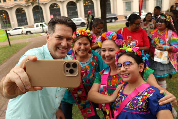 KSAT viewers send well wishes to Steve Spriester as he steps away from the anchor desk