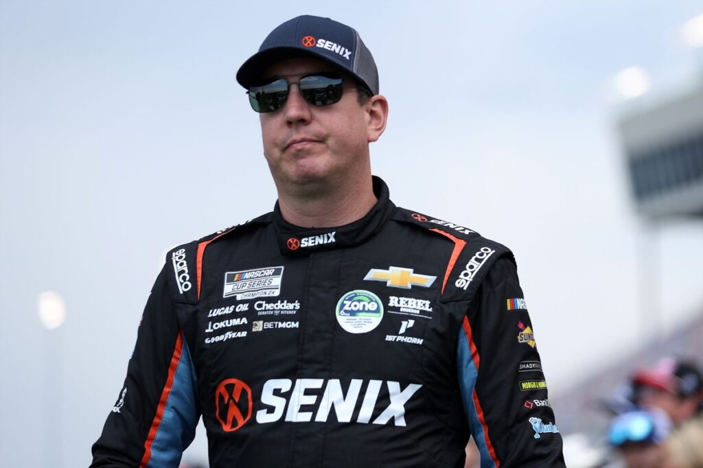 Kyle Busch walks away from major practice crash at Iowa Speedway
