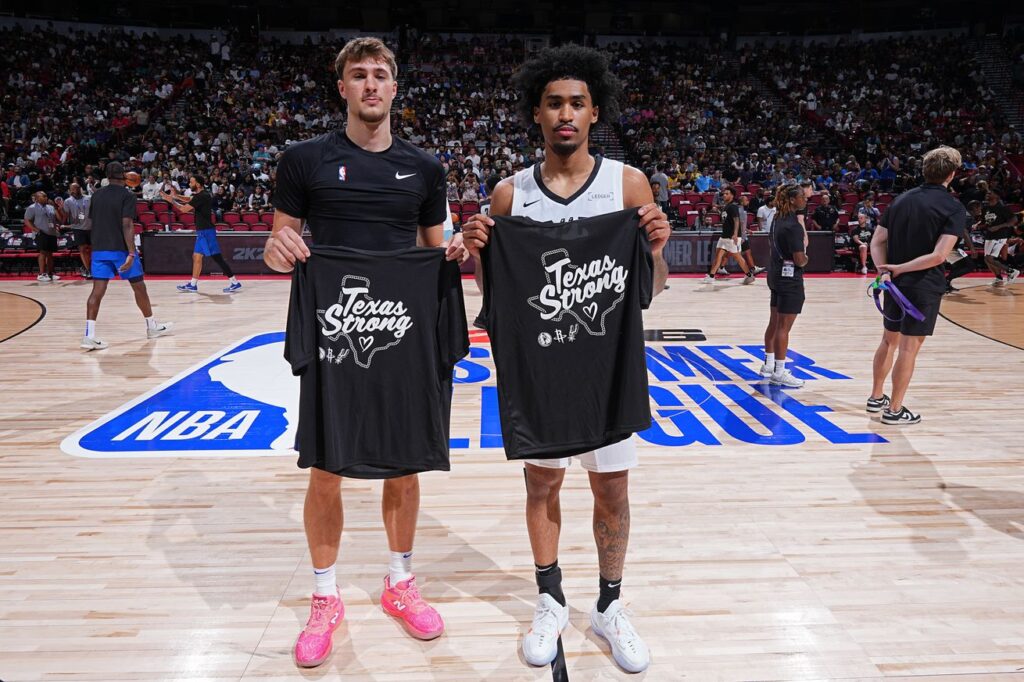 Open Thread: Texas Strong shirts benefit Hill Country flood relief