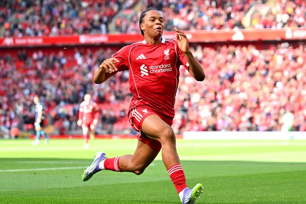 Rio Ngumoha gets Raheem Sterling comparison after taking tips from former Liverpool star