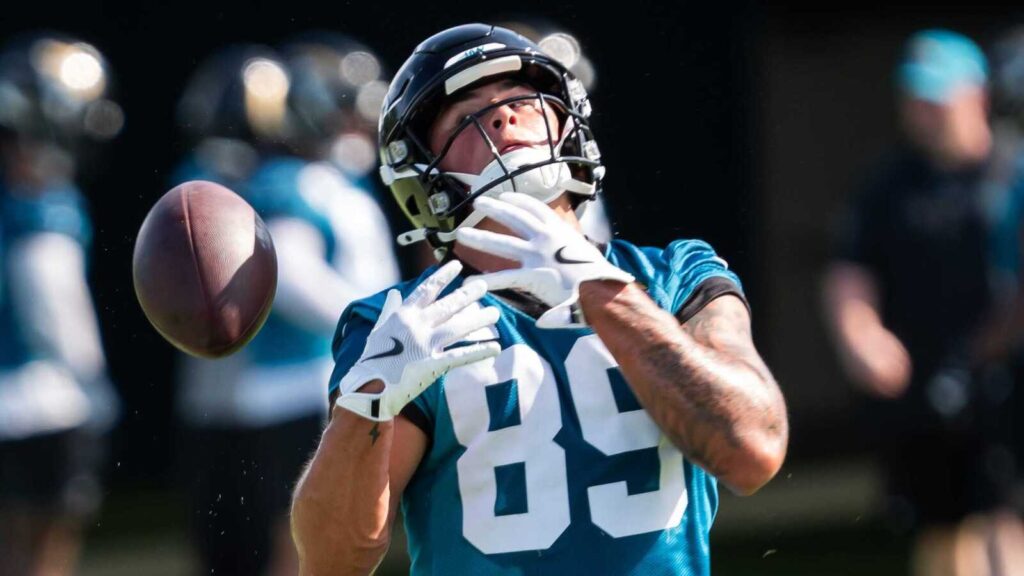 Rugby star ends attempt at NFL career