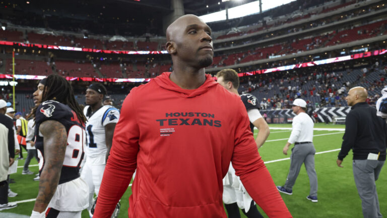 Texans miss out on an opportunity to help them fix a problem they've been dealing with for a few weeks