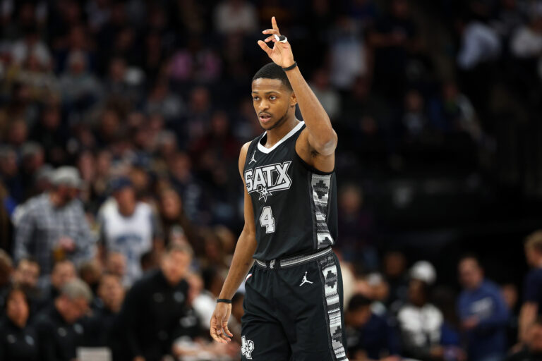 The De’Aaron Fox extension shows the Spurs are ready to take the next step