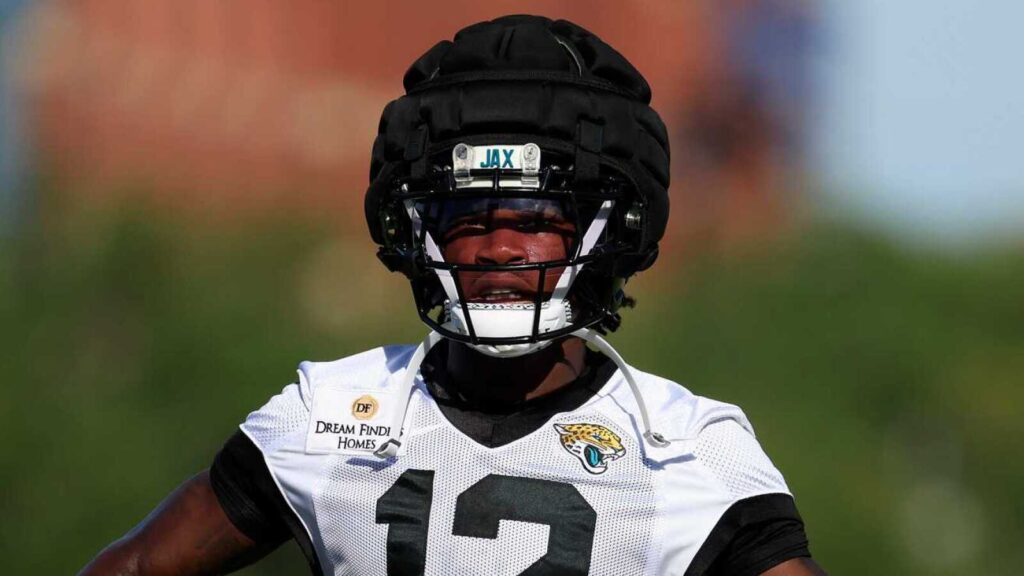 Travis Hunter Ranked No. 1 Rookie WR in Fantasy Football by PFF