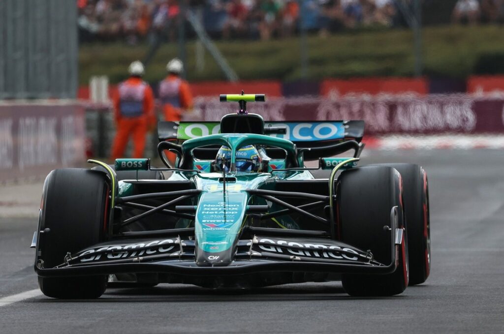 Why Aston Martin’s Hungary F1 fightback is “concerning” to Fernando Alonso