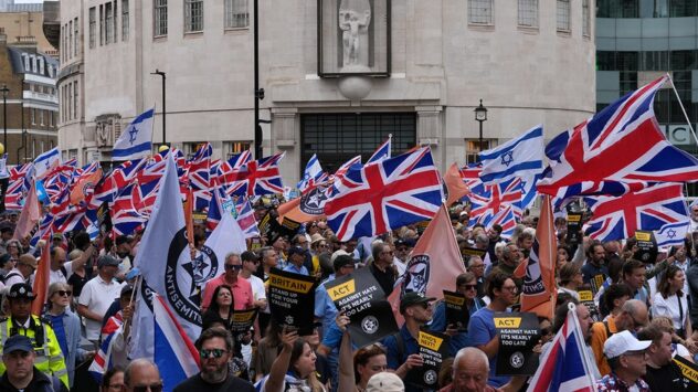 Antisemitism watchdog slams UK government response to 70K rally against Jew-hatred