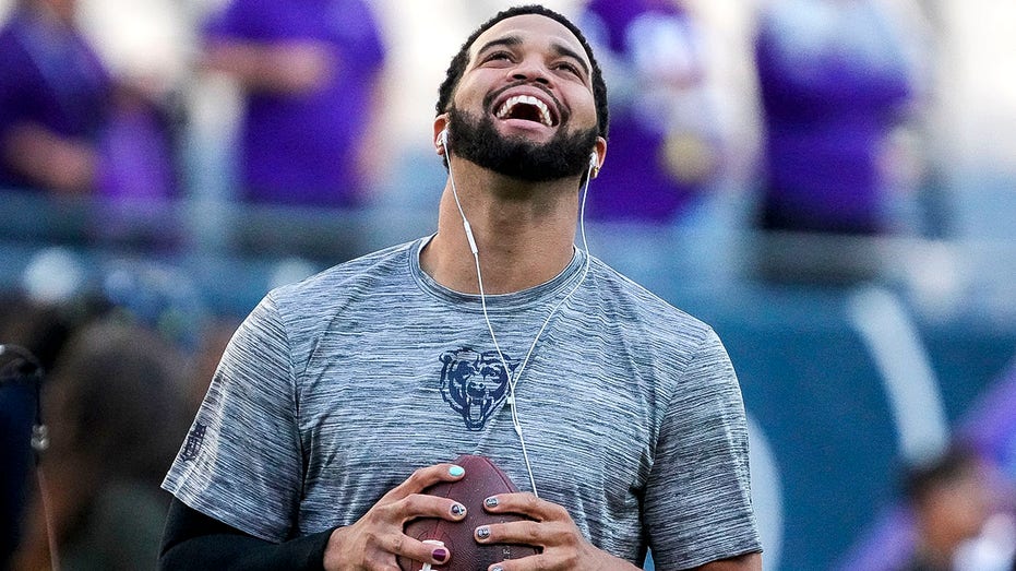 Bears' Caleb Williams shares powerful message on painted finger nails before season opener vs Vikings