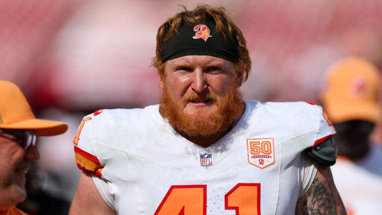Buccaneers Place TE Ko Kieft on Injured Reserve