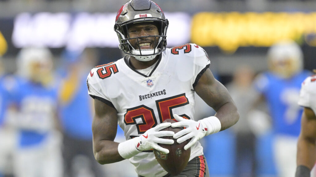 Bucs, CB Jamel Dean Agree To Adjusted Contract