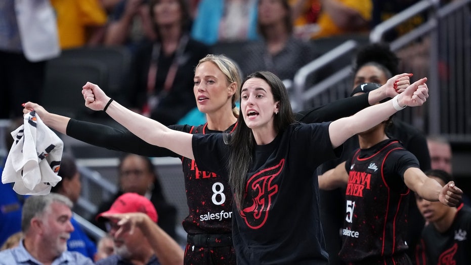 Caitlin Clark, Sophie Cunningham protest WNBA refs from sideline during Fever playoff game