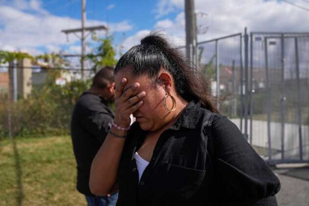 Chicago area center in Trump's immigration crackdown sparks complaints of inhumane conditions