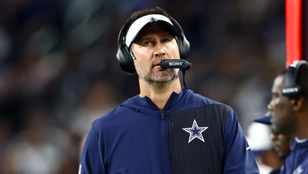 Cowboys HC Brian Schottenheimer gets emotional after his first win