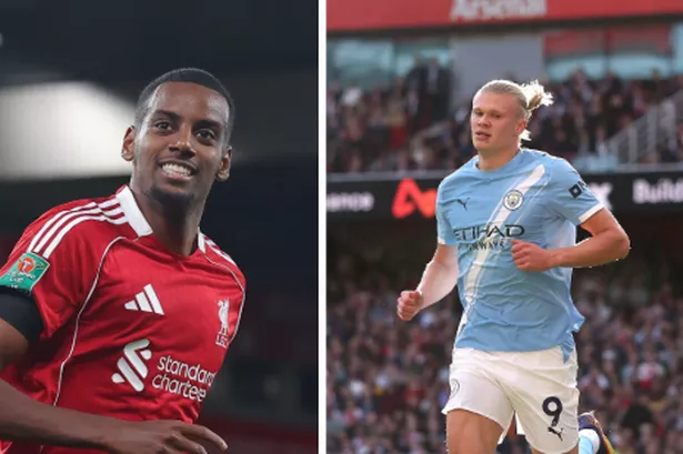 Ex-Liverpool star 'doesn't have to think' about answer to Erling Haaland vs Alexander Isak debate