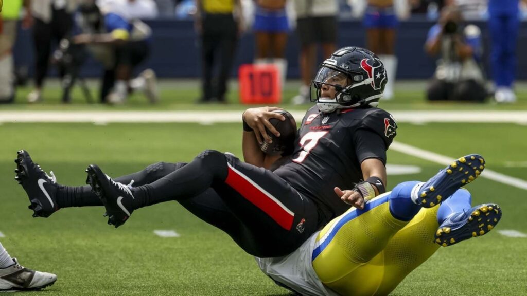 Jaguars take on winless Texans in pursuit of AFC South breakthrough