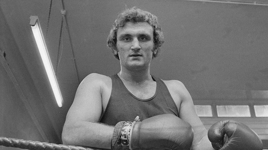 Joe Bugner, heavyweight boxer who went the distance with Muhammad Ali twice, dead at 75