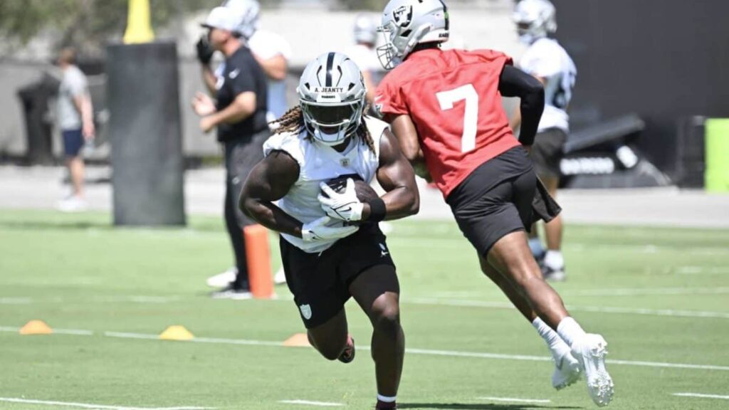 Las Vegas Raiders OC Chip Kelly Defends Ashton Jeanty Amid Poor Start To The Season
