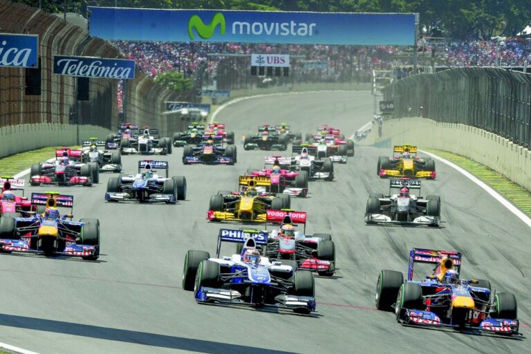 Max Verstappen: F1 should revert to lighter cars from around 2010