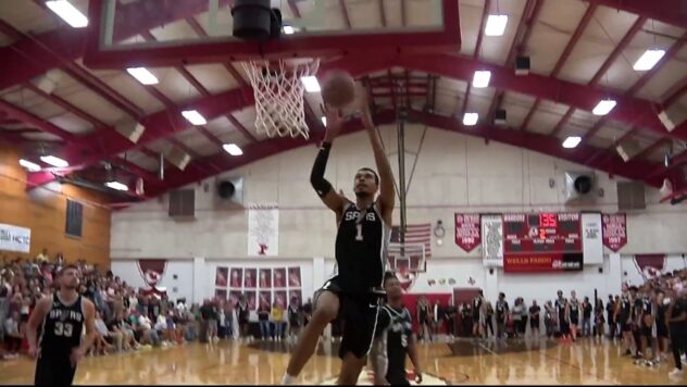 San Antonio Spurs surprise Ingram, Hunt students during Texas Hill Country visit